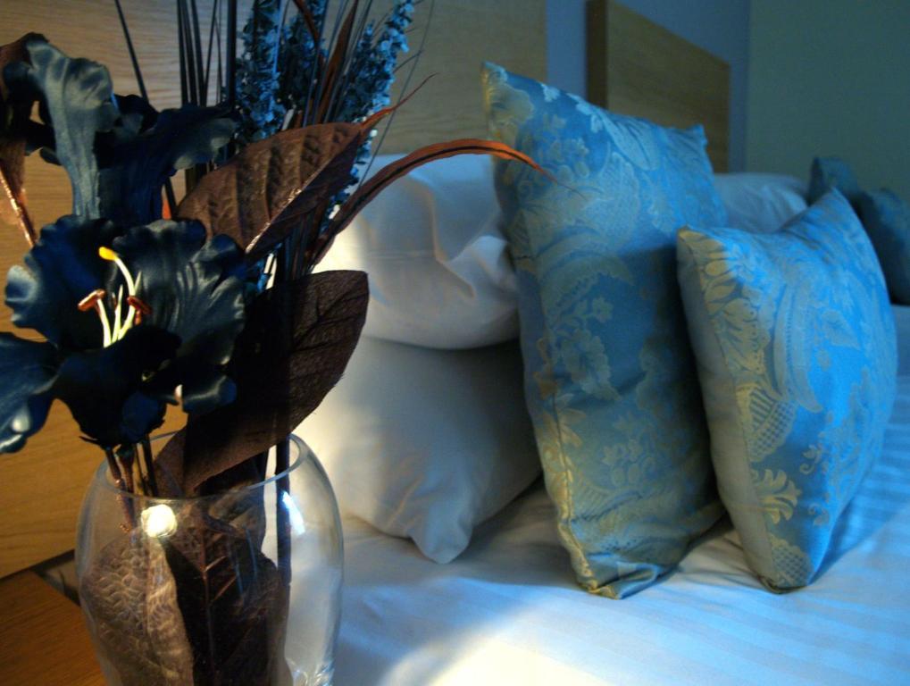 Church Guesthouse Cardiff Buitenkant foto