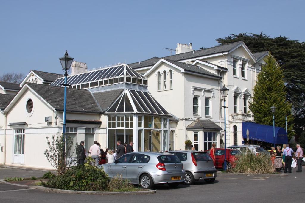 Church Guesthouse Cardiff Buitenkant foto