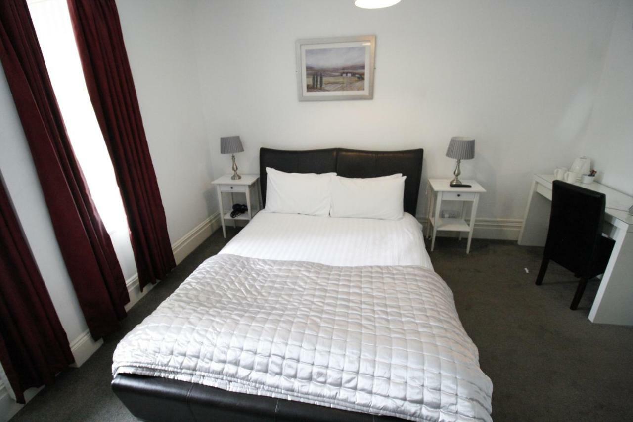 Church Guesthouse Cardiff Buitenkant foto